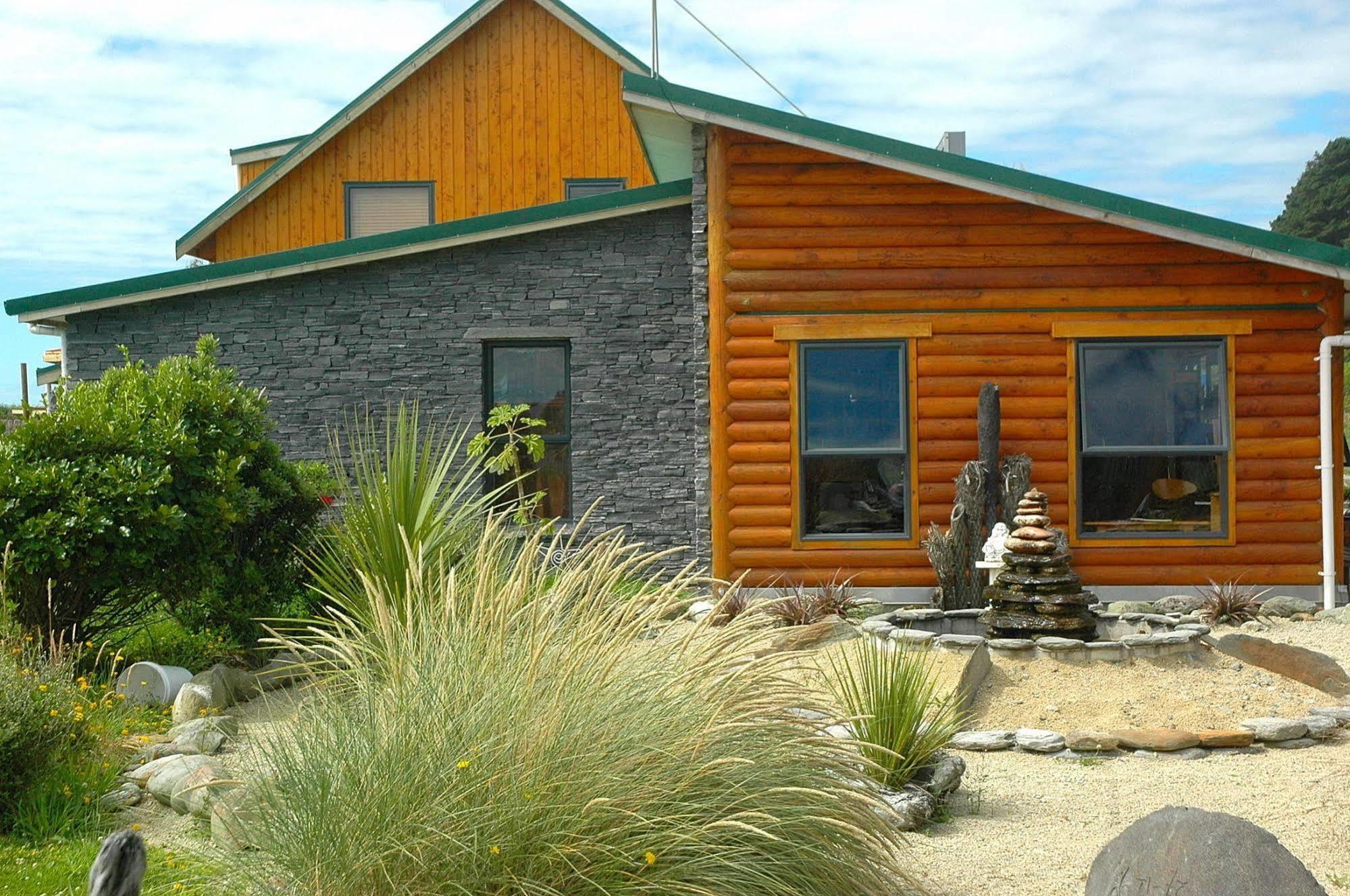 Shining Star Beachfront Accommodation Hokitika Dış mekan fotoğraf